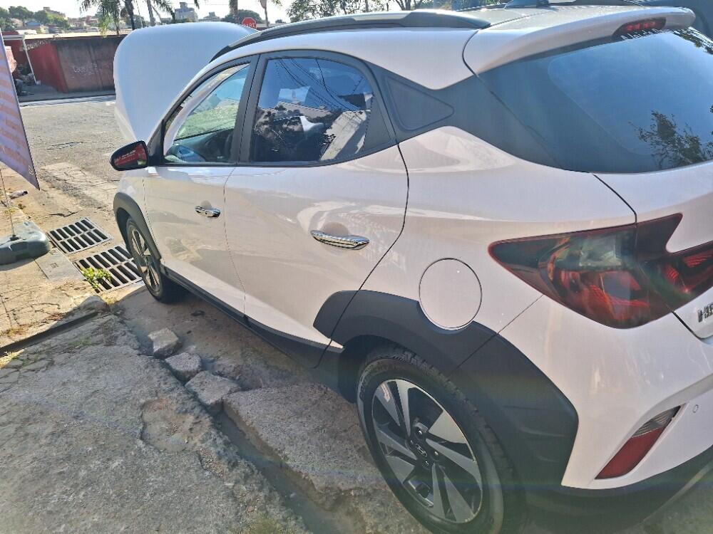 Hyundai HB20 X