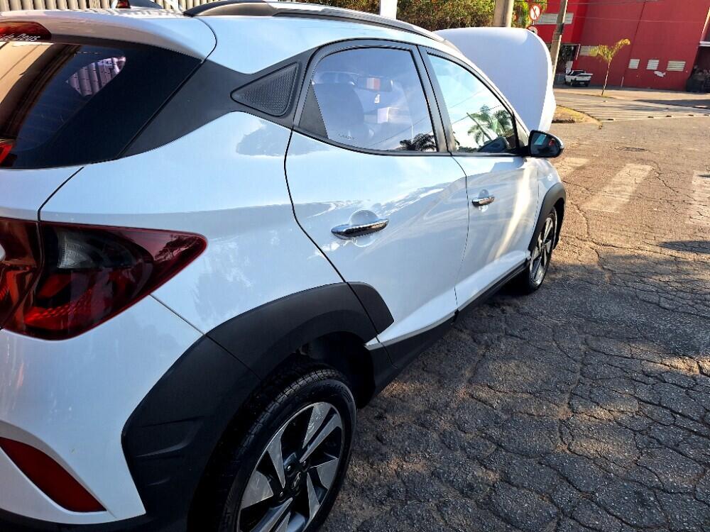 Hyundai HB20 X