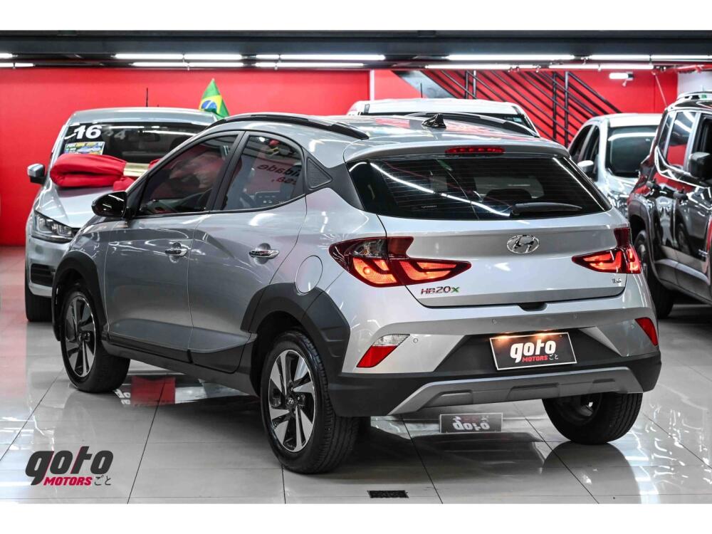 Hyundai HB20 X