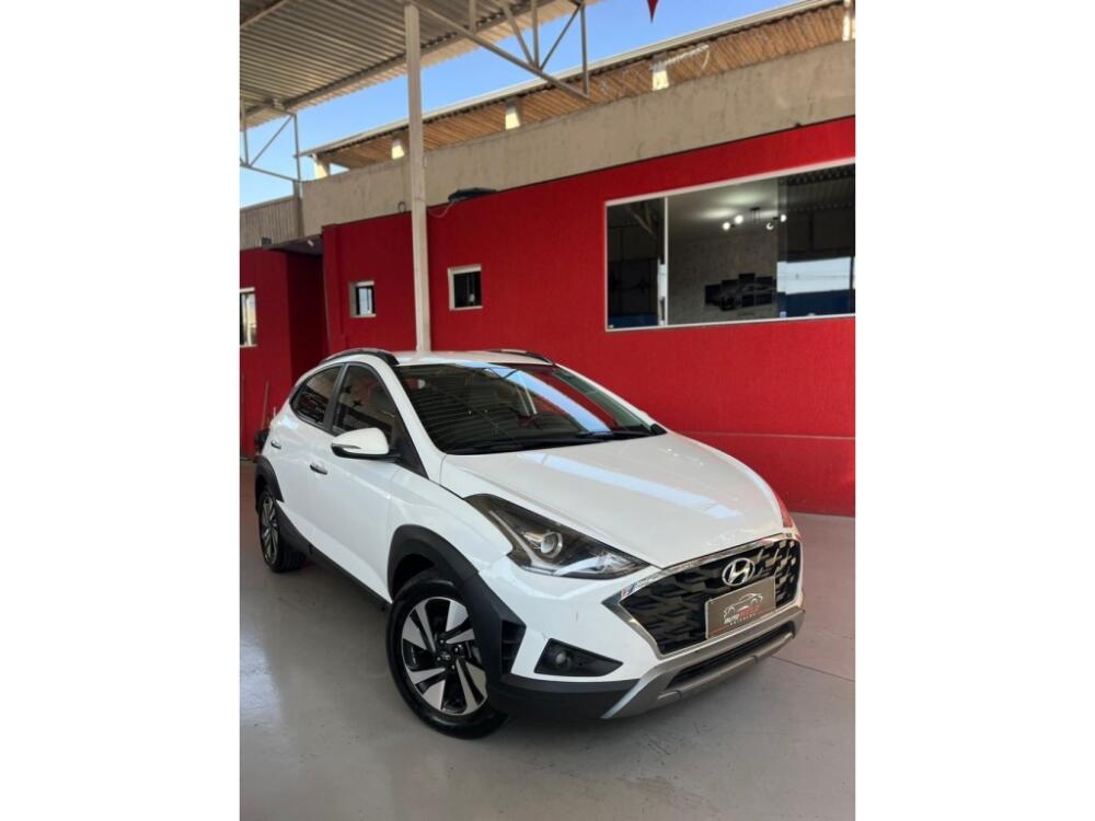 Hyundai HB20 X