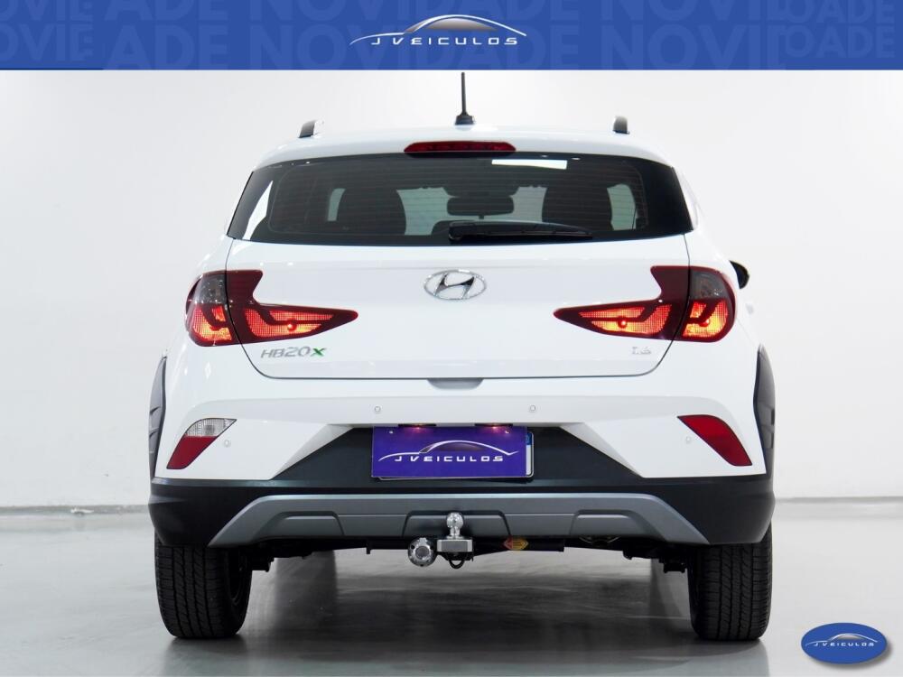 Hyundai HB20 X