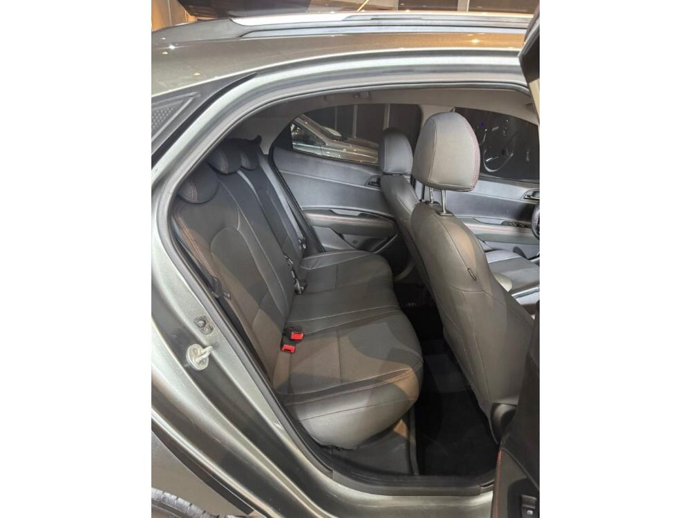 Hyundai HB20 X