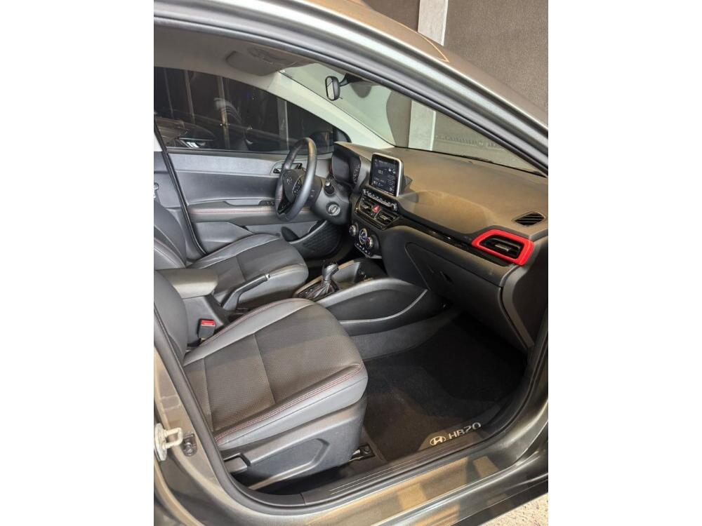 Hyundai HB20 X