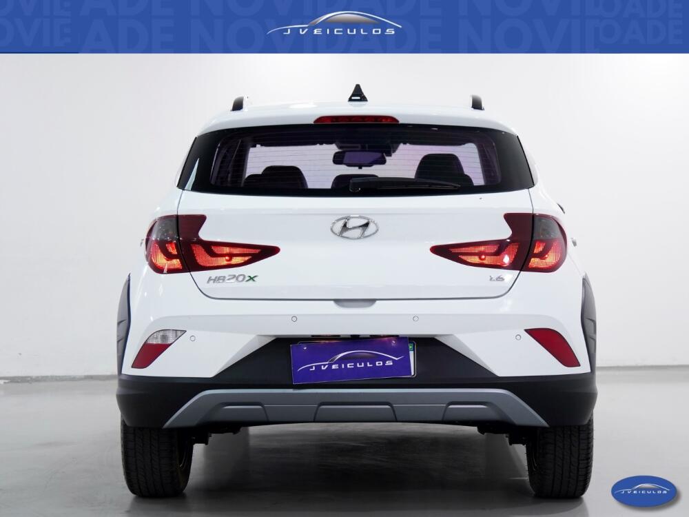 Hyundai HB20 X