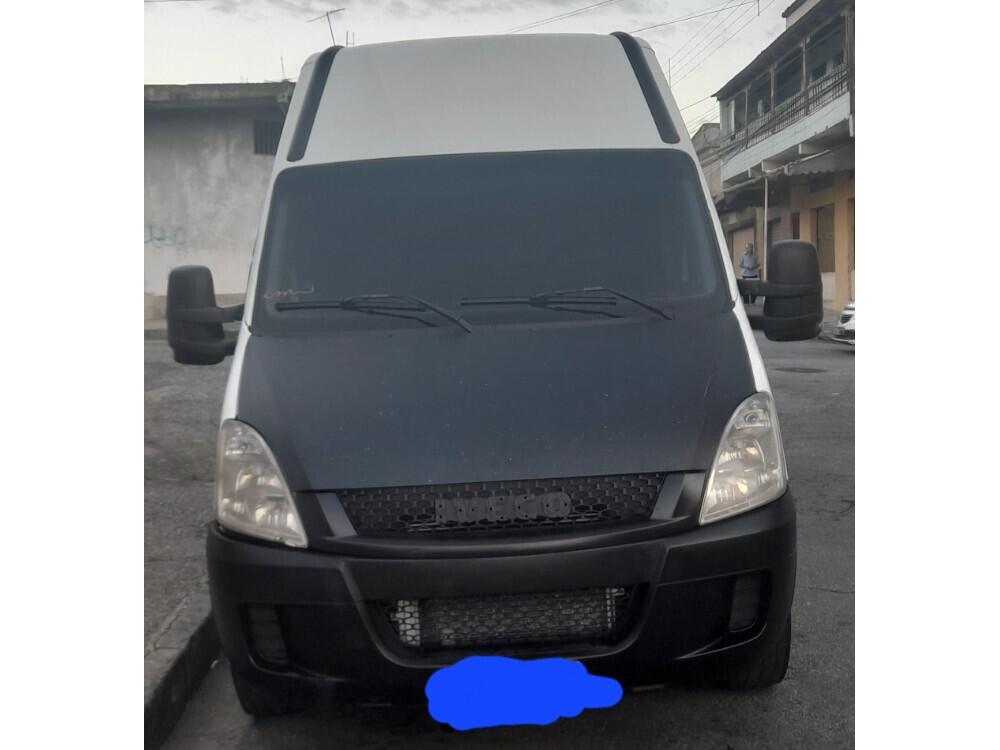 Iveco Daily Furgão