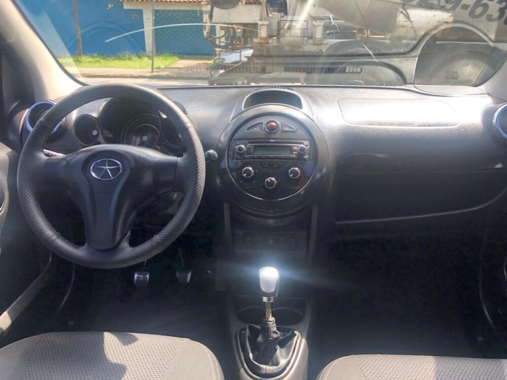 Jac J2