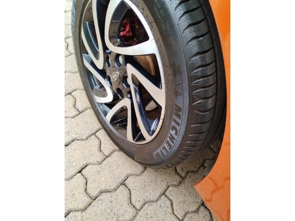 Jac T40
