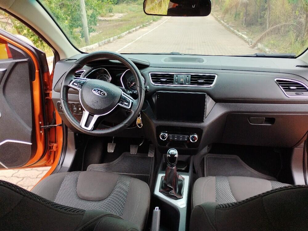 Jac T40