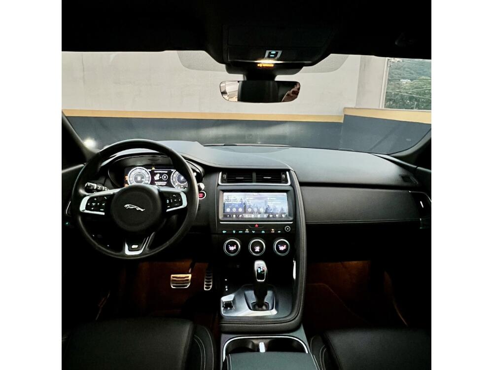 Jaguar E-Pace