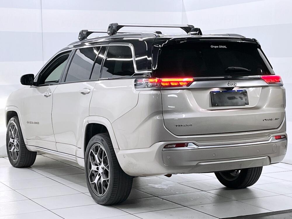 Jeep Commander