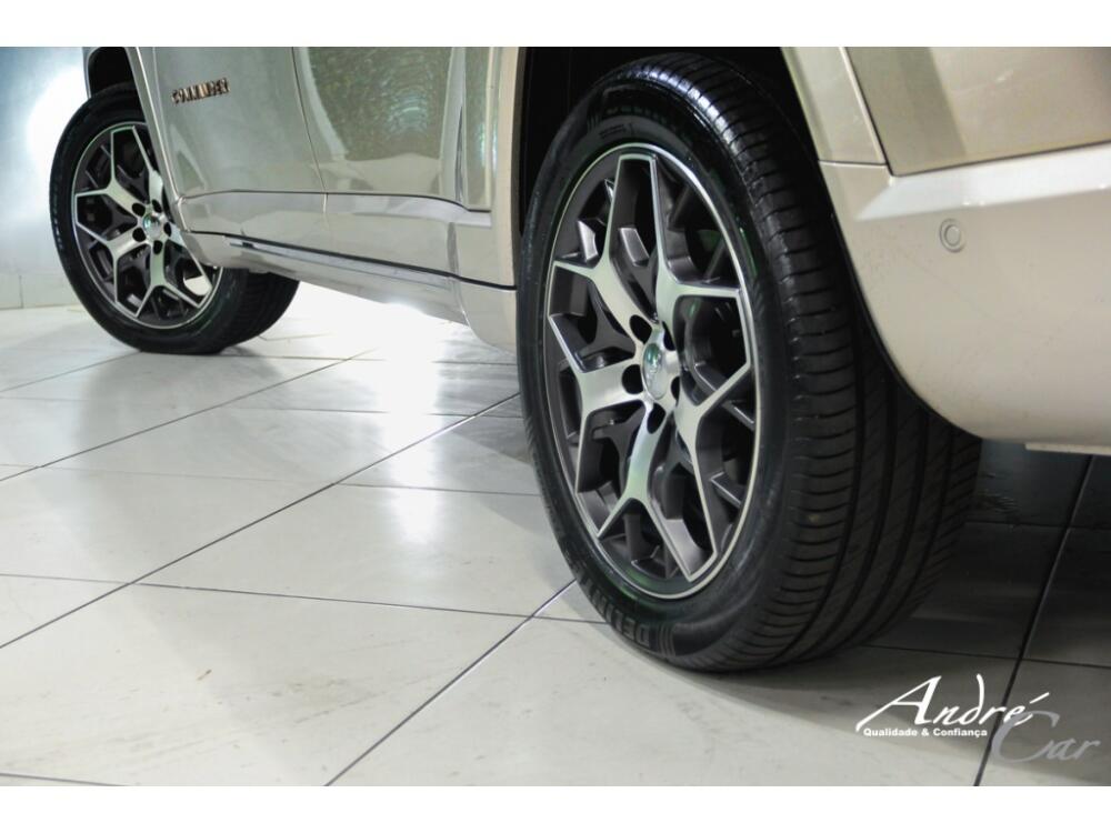 Jeep Commander