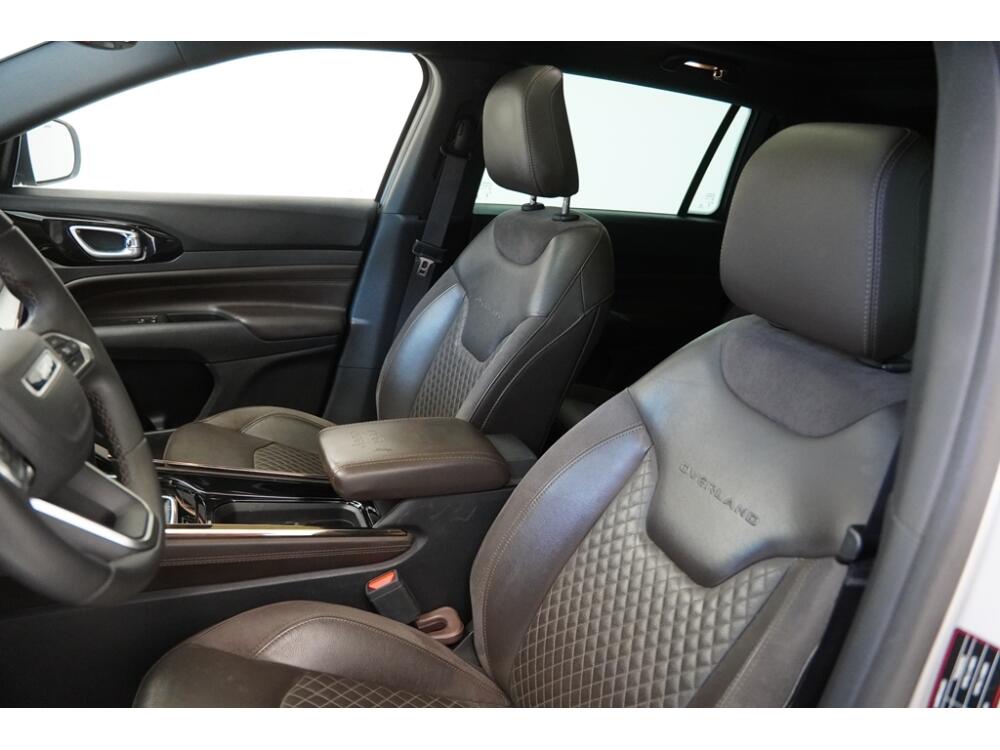 Jeep Commander