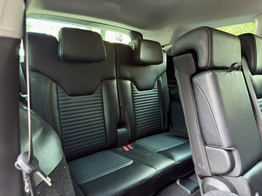 Jeep Commander