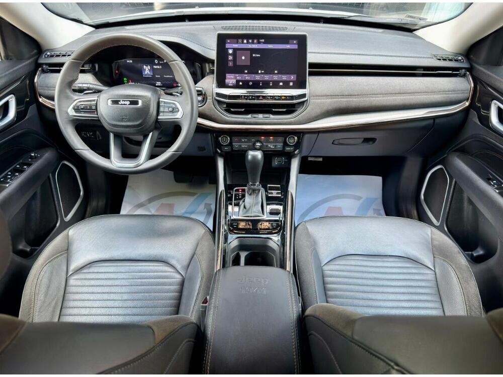 Jeep Commander