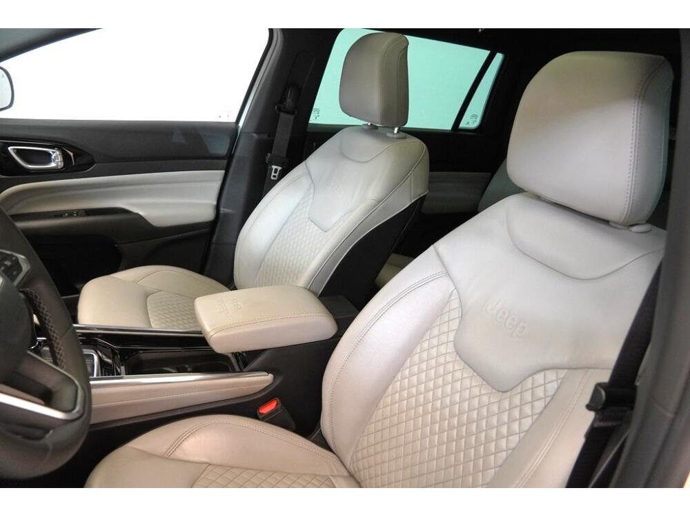 Jeep Commander