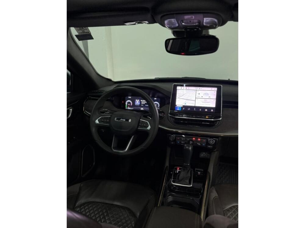 Jeep Commander