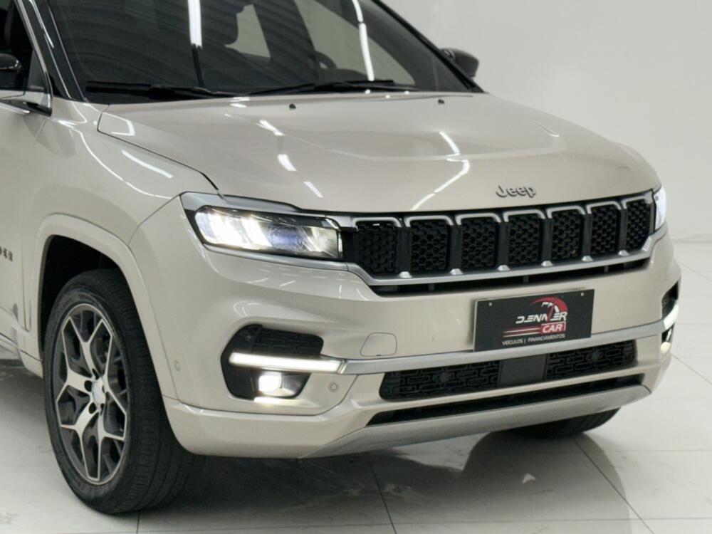 Jeep Commander