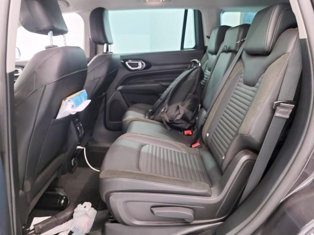 Jeep Commander
