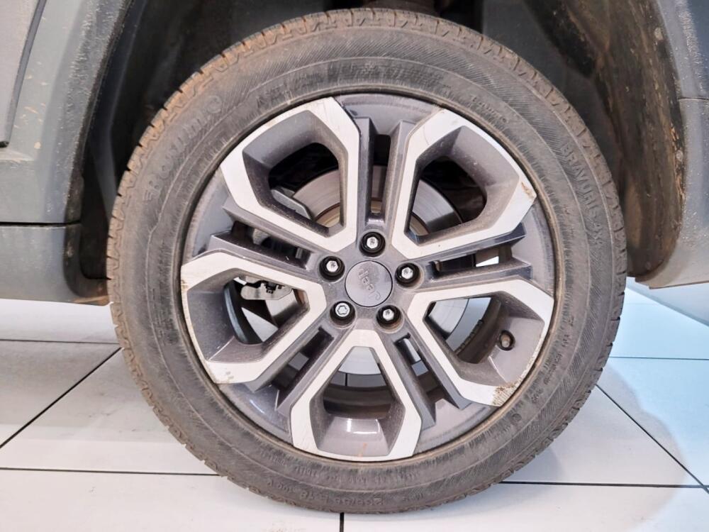 Jeep Commander