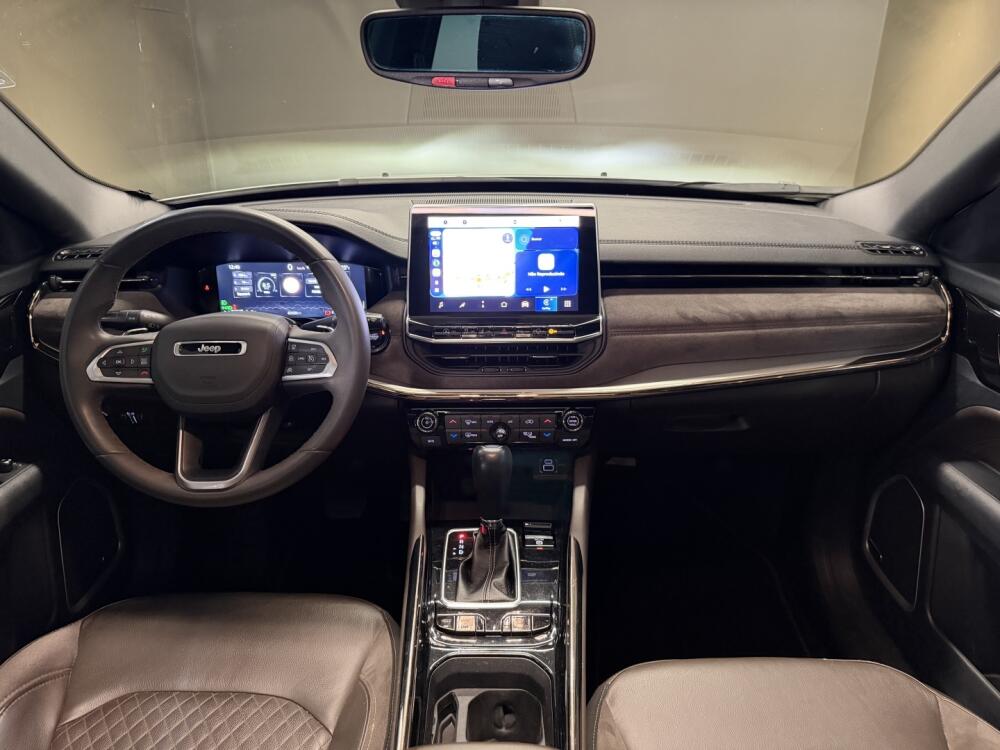 Jeep Commander