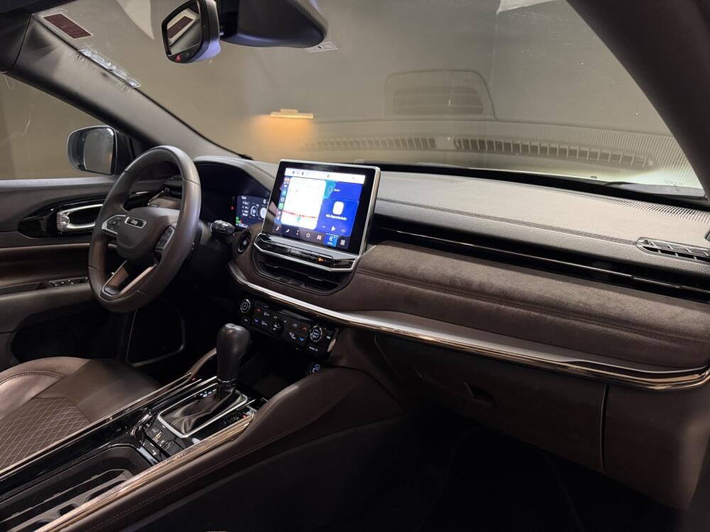 Jeep Commander