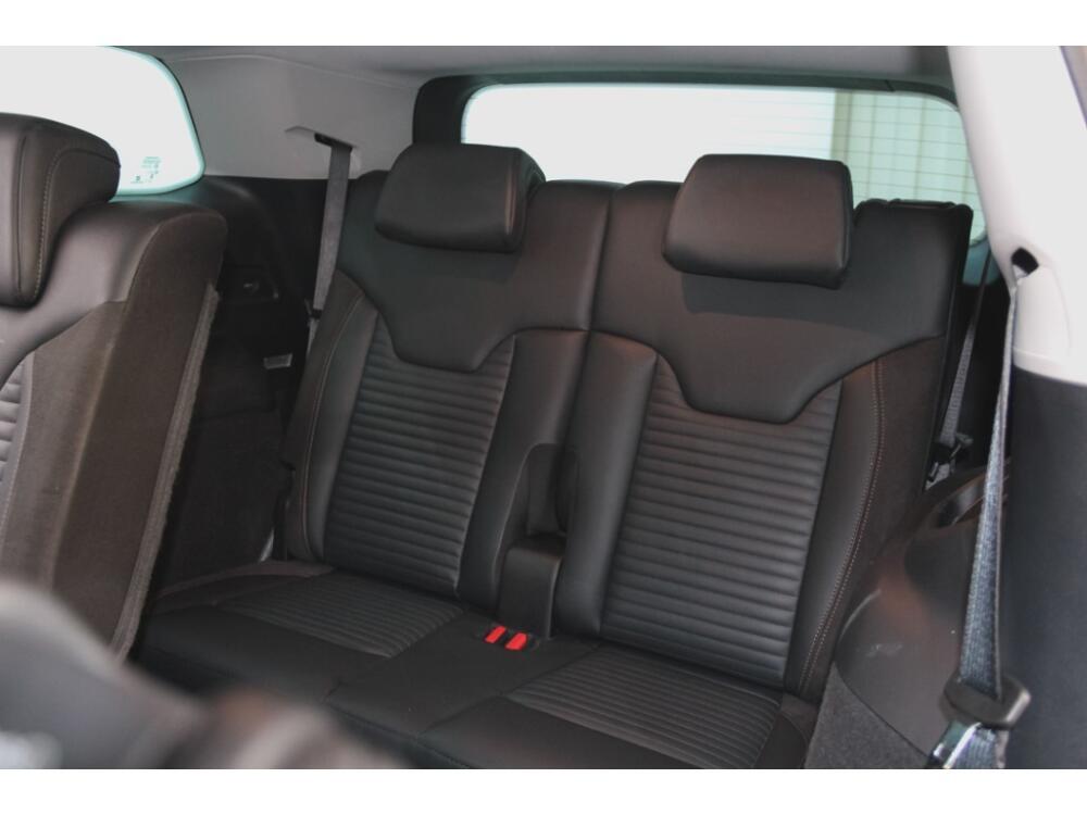 Jeep Commander