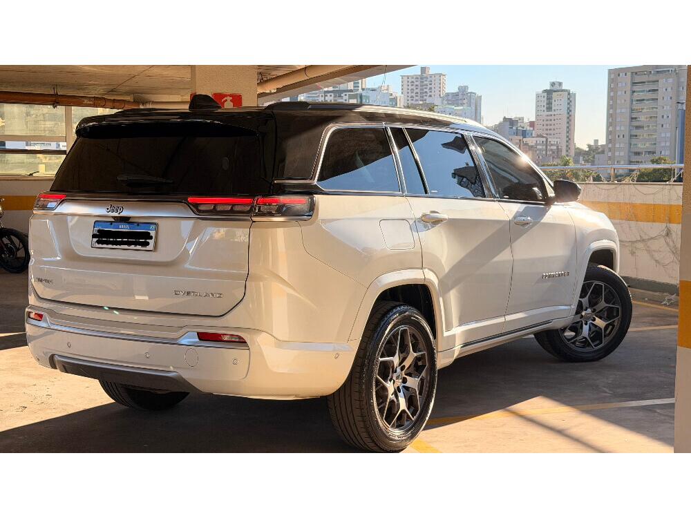 Jeep Commander