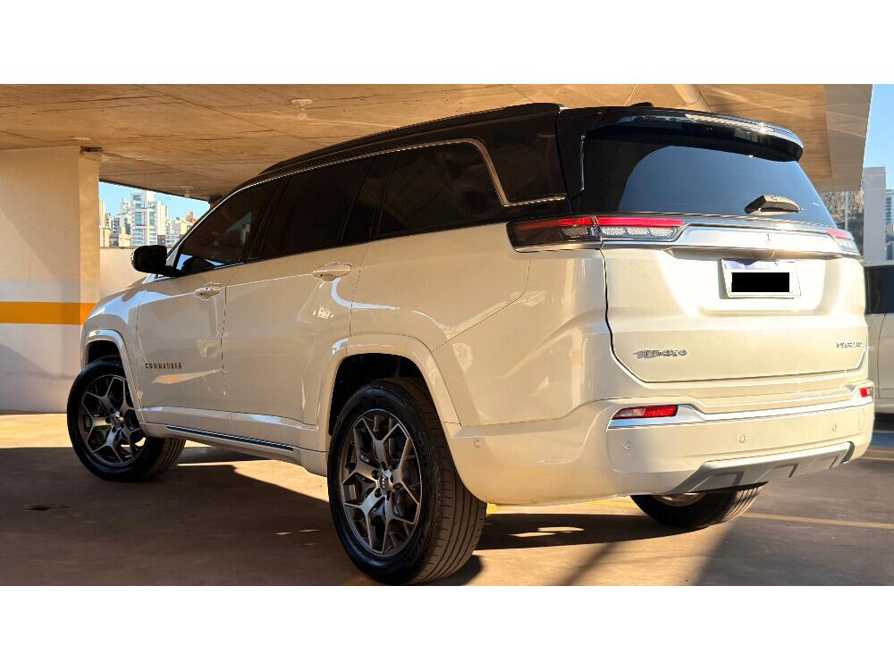 Jeep Commander