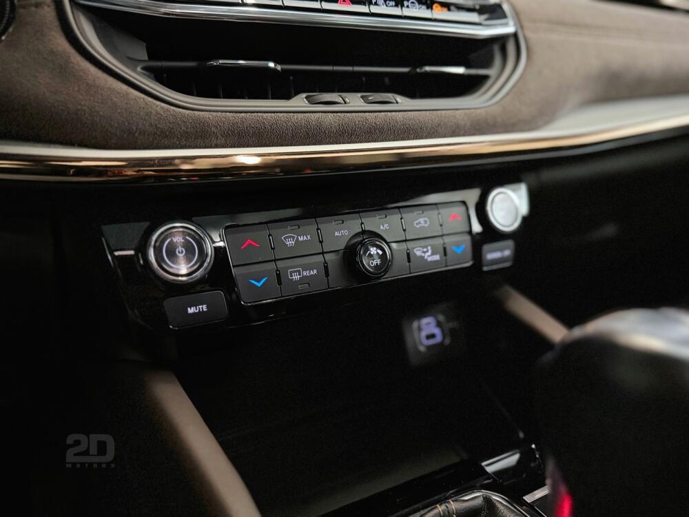 Jeep Commander