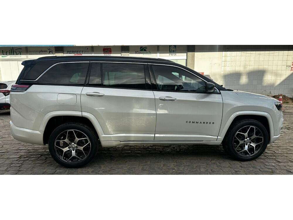 Jeep Commander