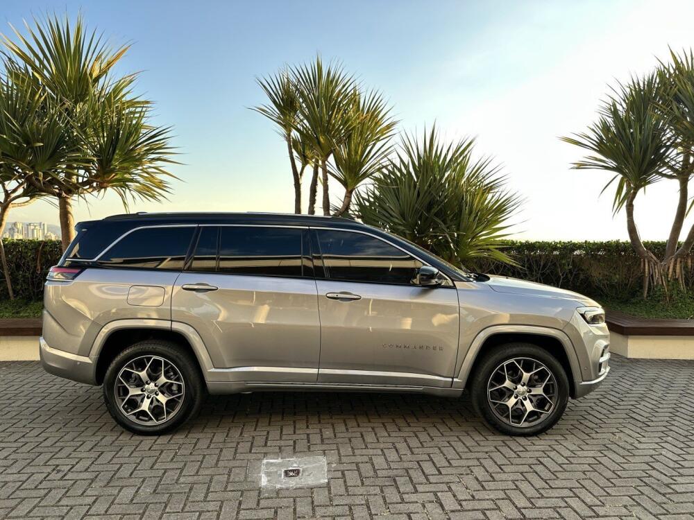 Jeep Commander