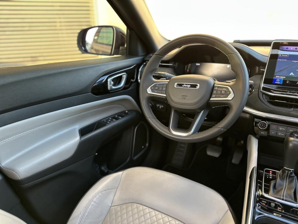 Jeep Commander