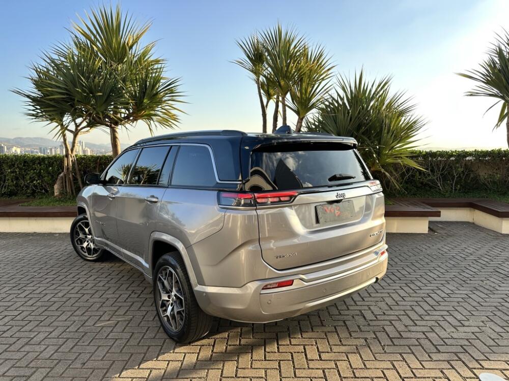 Jeep Commander