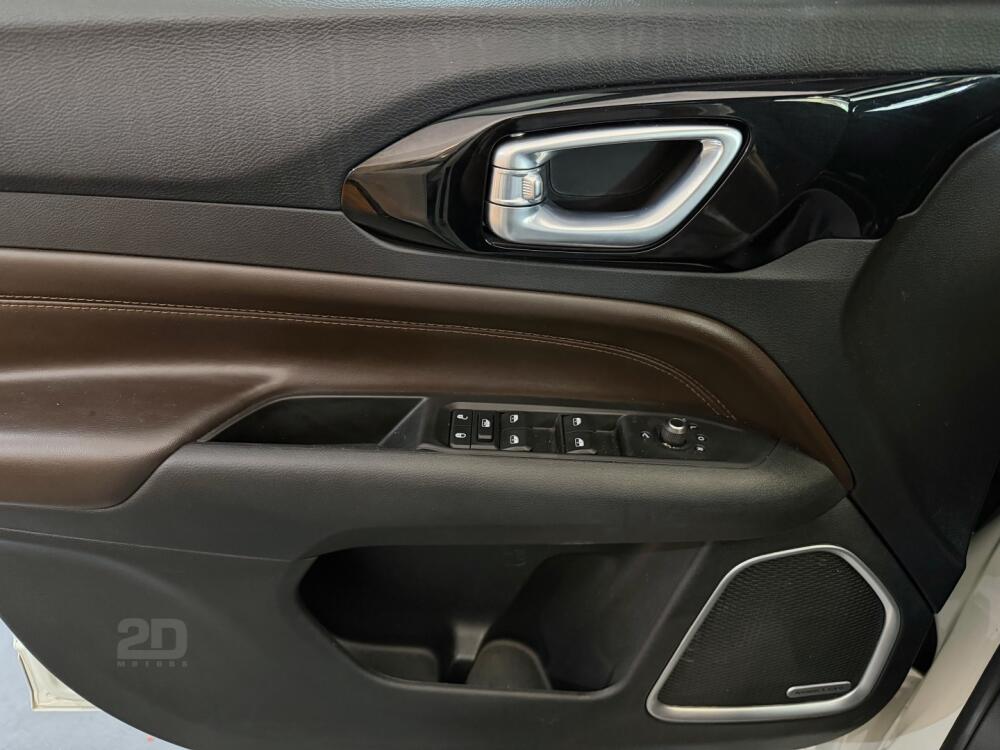 Jeep Commander
