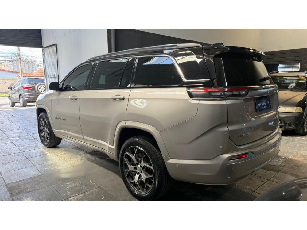 Jeep Commander