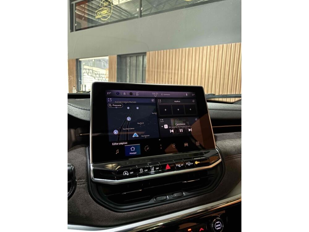 Jeep Commander