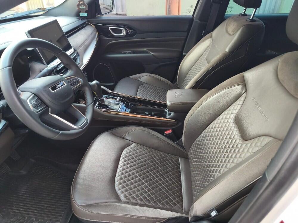 Jeep Commander