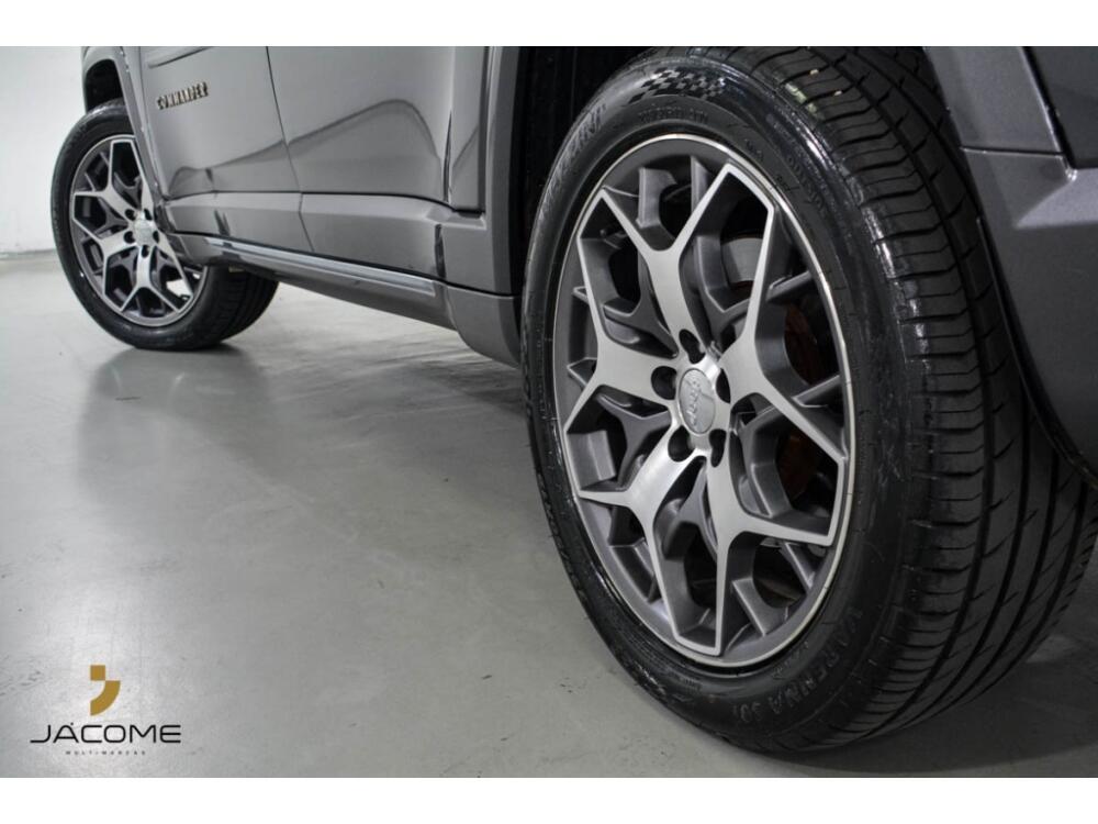 Jeep Commander