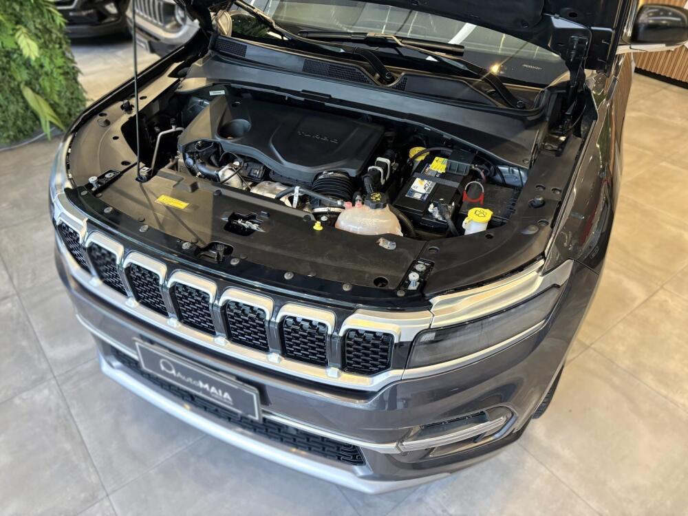 Jeep Commander