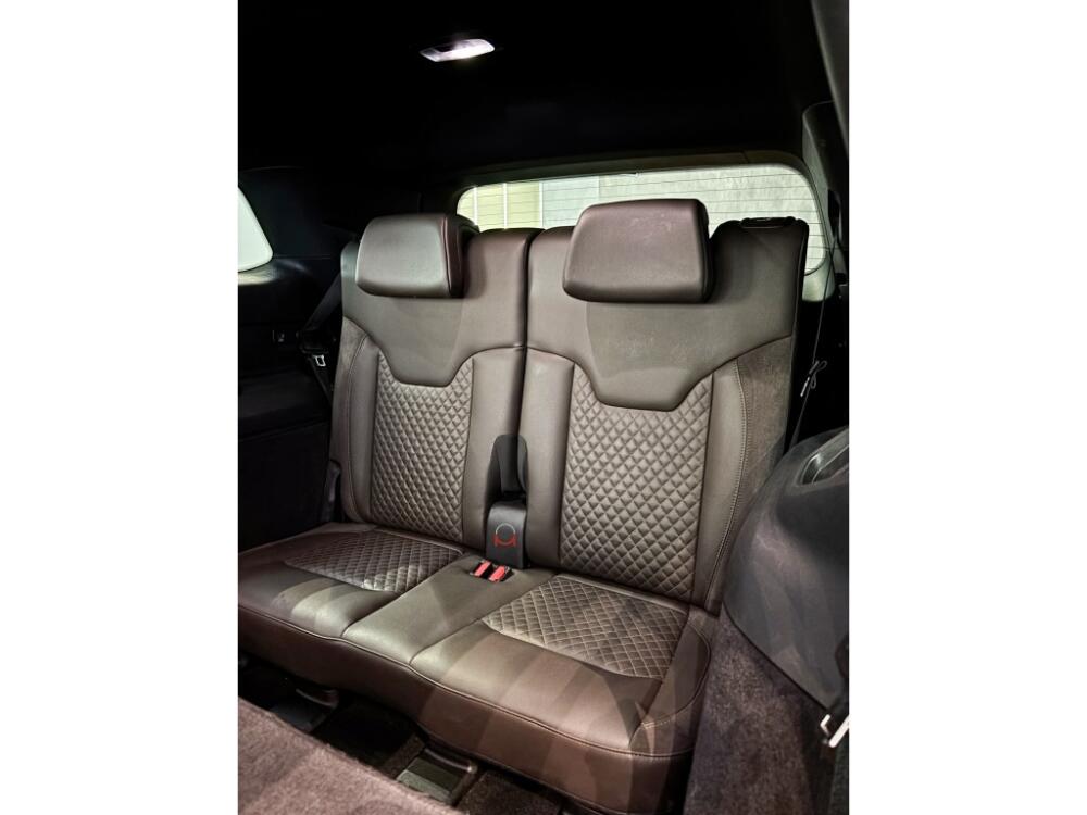 Jeep Commander