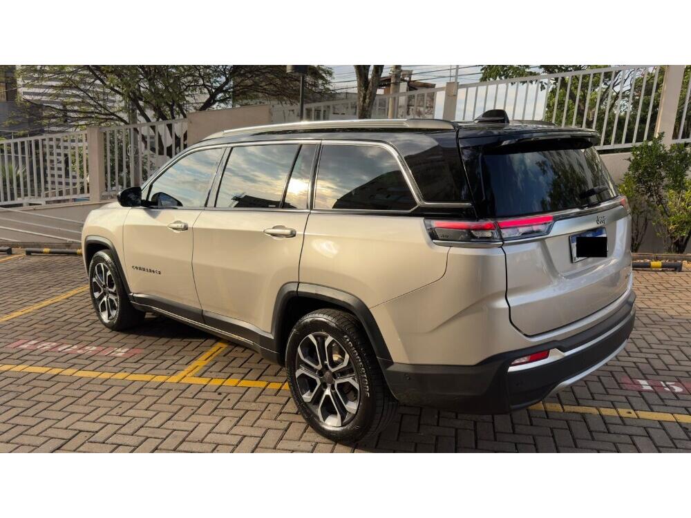 Jeep Commander