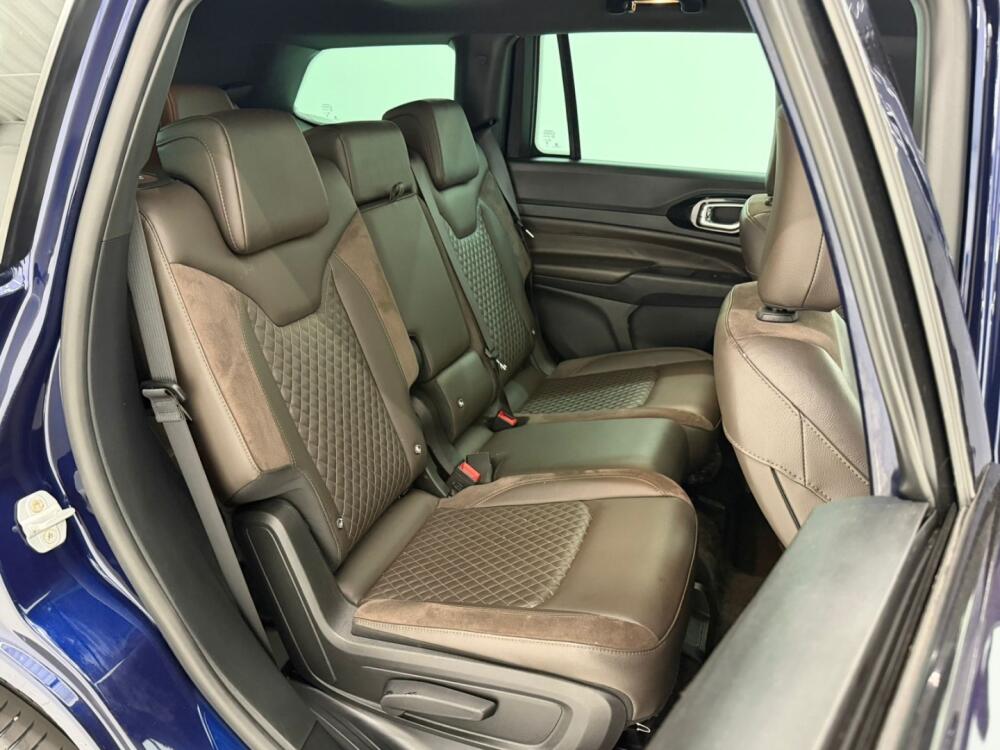 Jeep Commander