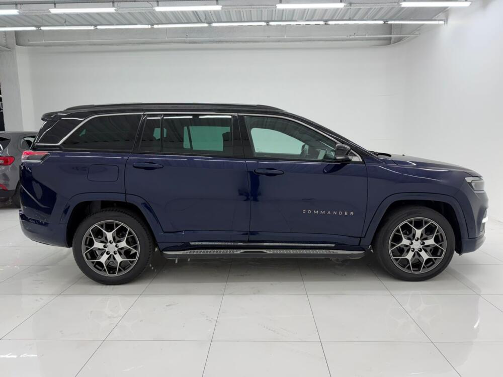 Jeep Commander