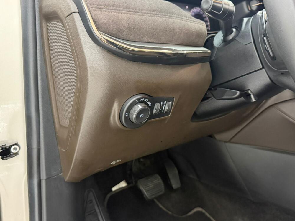 Jeep Commander