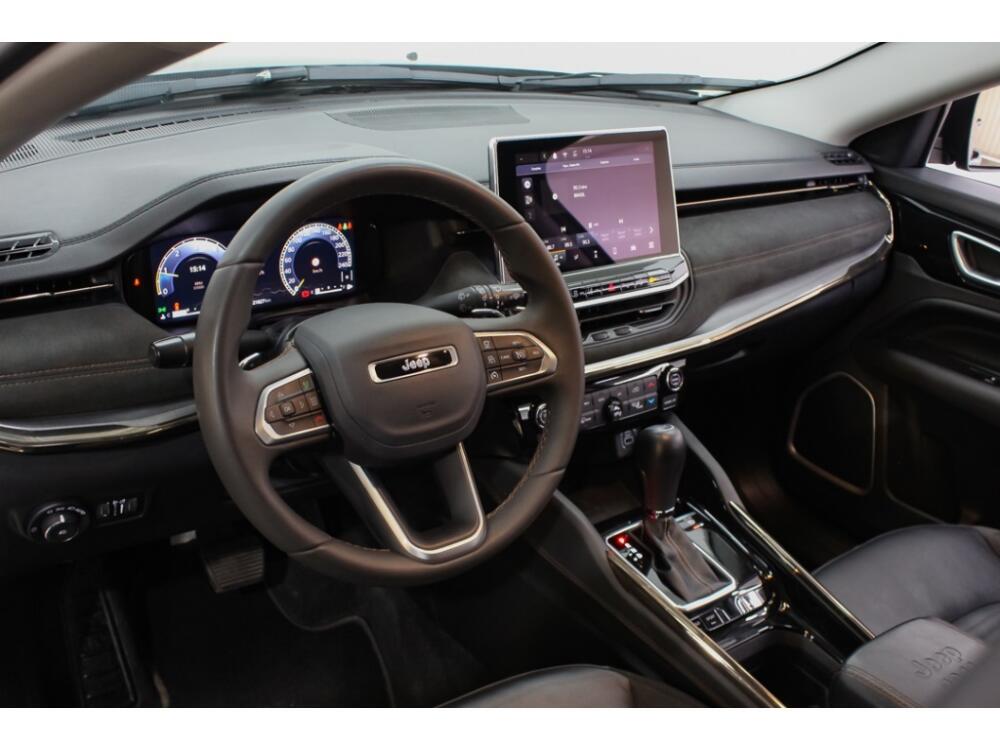 Jeep Commander