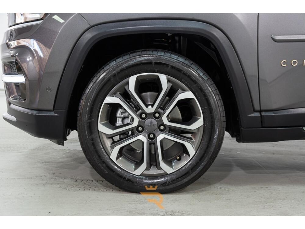 Jeep Commander