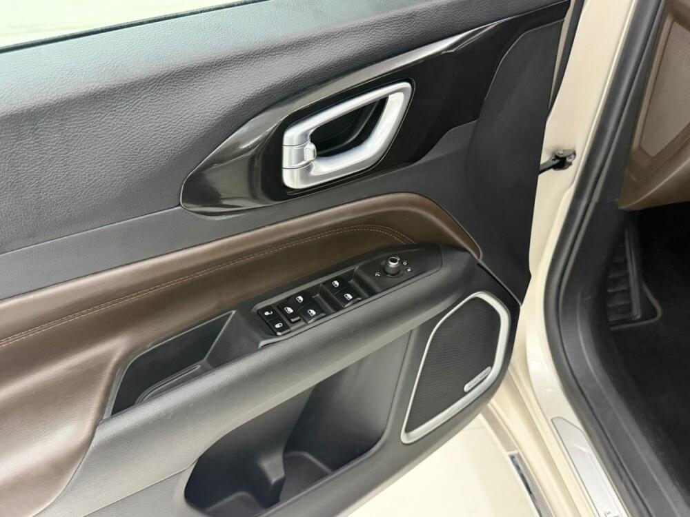 Jeep Commander