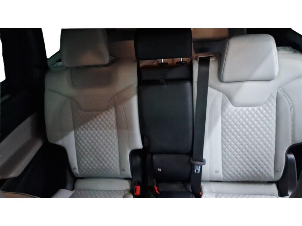 Jeep Commander