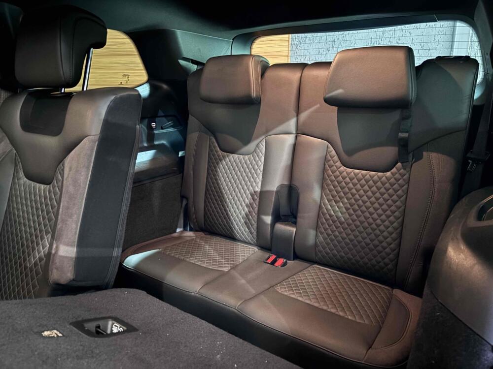 Jeep Commander