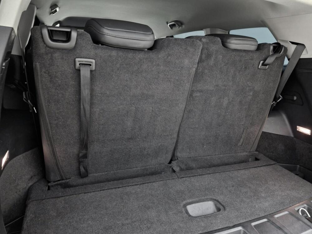 Jeep Commander